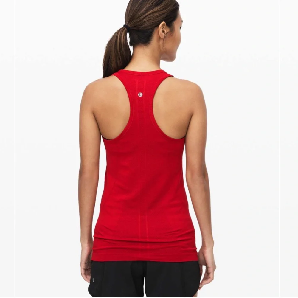 NWT lululemon Swiftly Tech Racerback Tank - RARE Red - Picture 3 of 9
